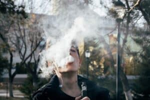 Caneta Bloom THC: informações, efeitos e riscos